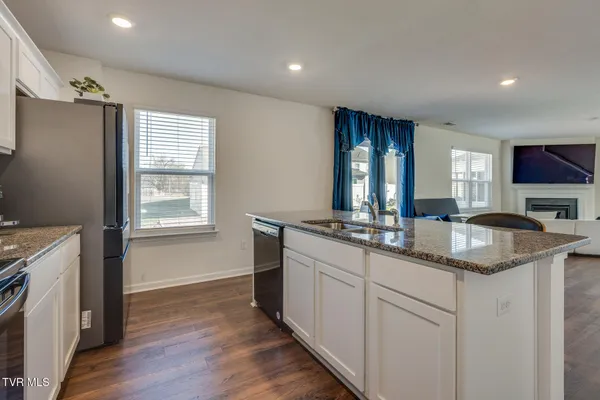 $319,900 | 1249 Stamp Lodge Road, Kingsport, TN 37660