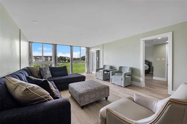 $299,000 | 3502 Bimini Lane, Unit B2, Coconut Creek, FL 33066