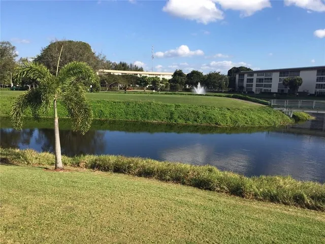 $299,000 | 3502 Bimini Lane, Unit B2, Coconut Creek, FL 33066
