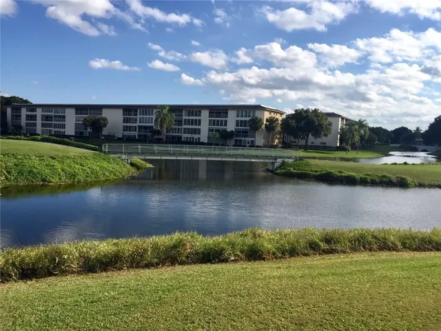 $299,000 | 3502 Bimini Lane, Unit B2, Coconut Creek, FL 33066