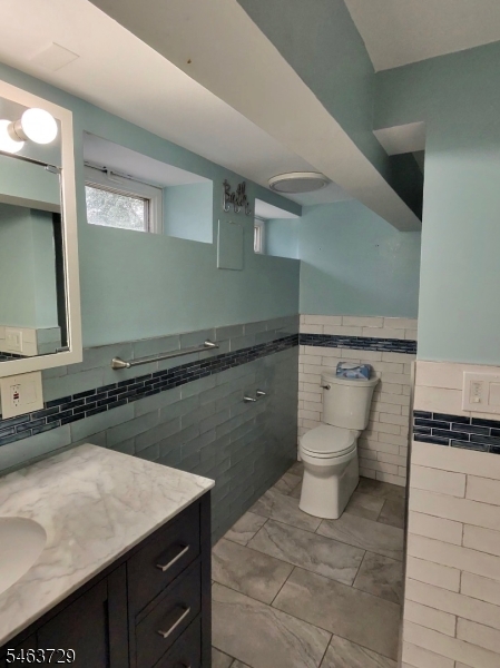 748 Livingston Road Elizabeth, NJ 07208 - Photo 32 of 48 Gallery Image 32