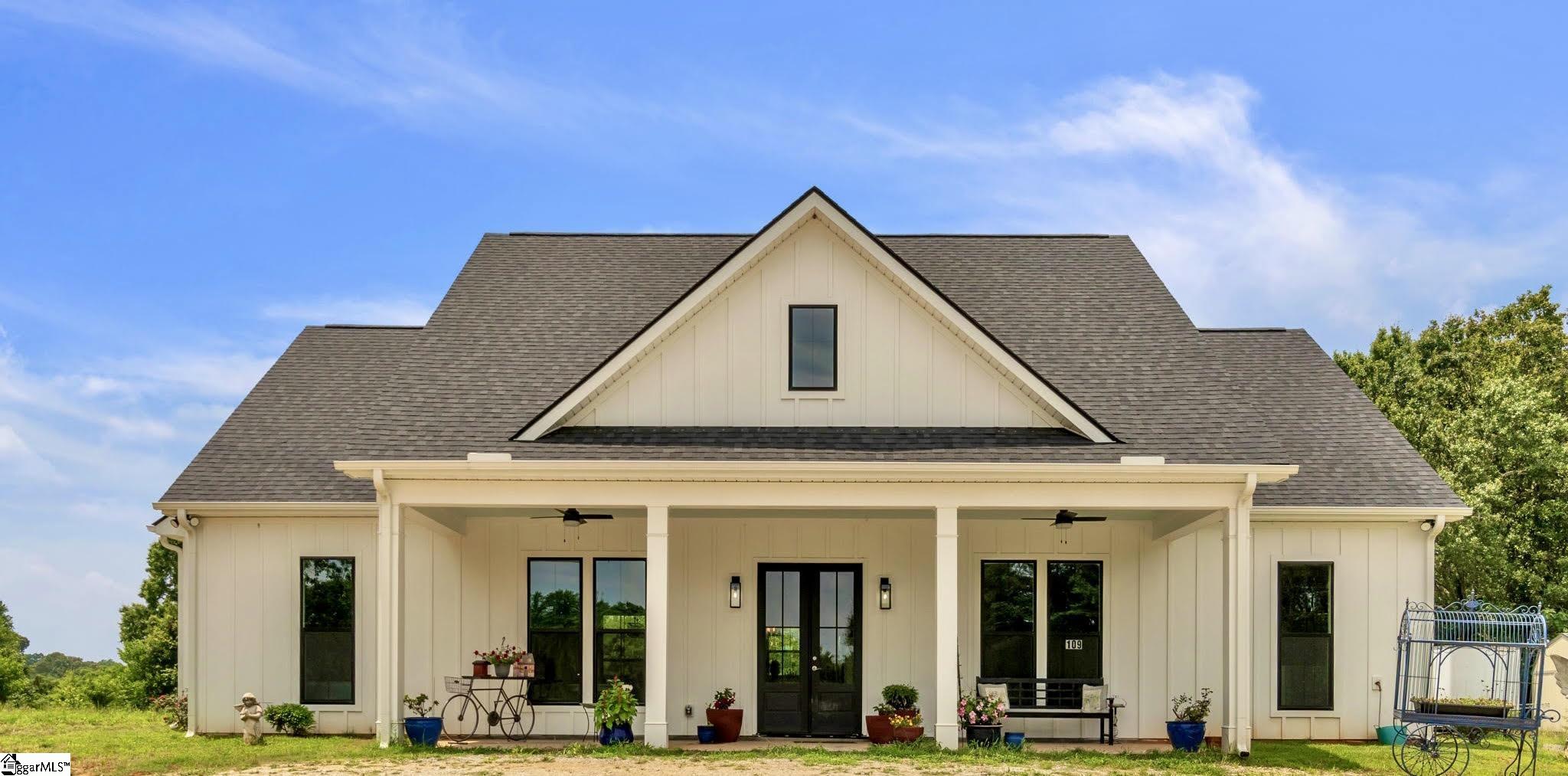 109 Phillips Lane Fountain Inn, SC 29644 - Photo 1 of 26