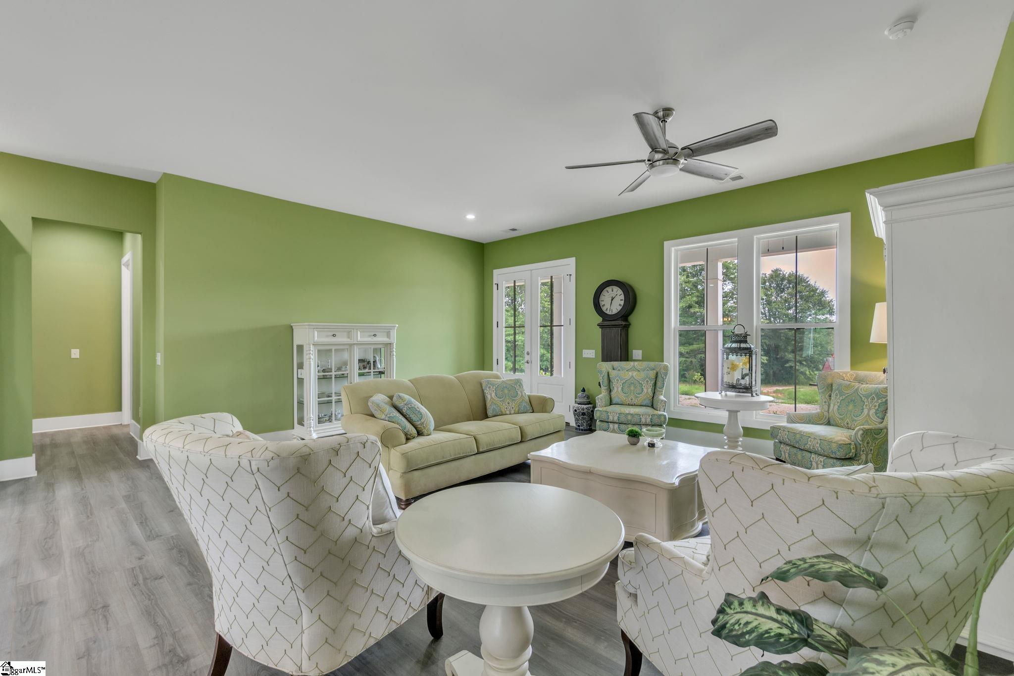 109 Phillips Lane Fountain Inn, SC 29644 - Photo 2 of 26