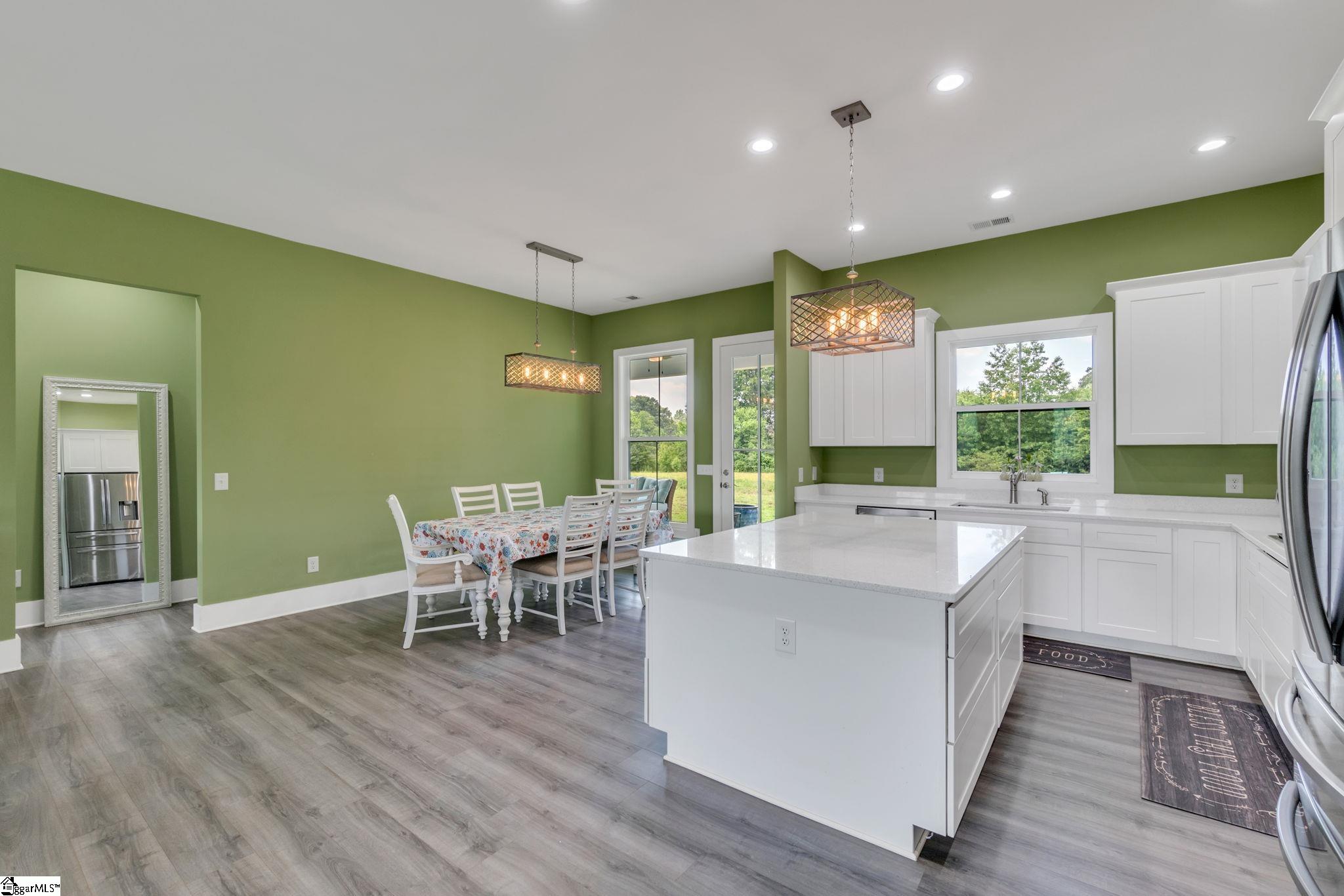 109 Phillips Lane Fountain Inn, SC 29644 - Photo 3 of 26