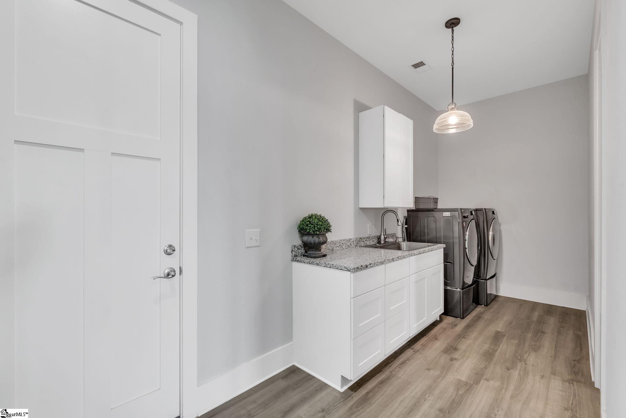 109 Phillips Lane Fountain Inn, SC 29644 - Photo 10 of 26