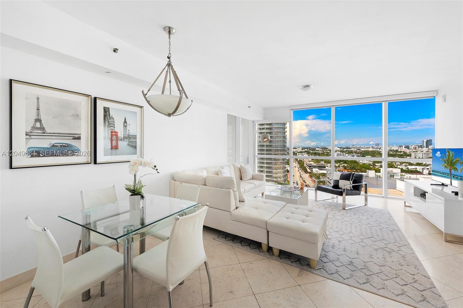 450 Alton Road, Unit 1708 Miami Beach, FL 33139 - Photo 3 of 38
