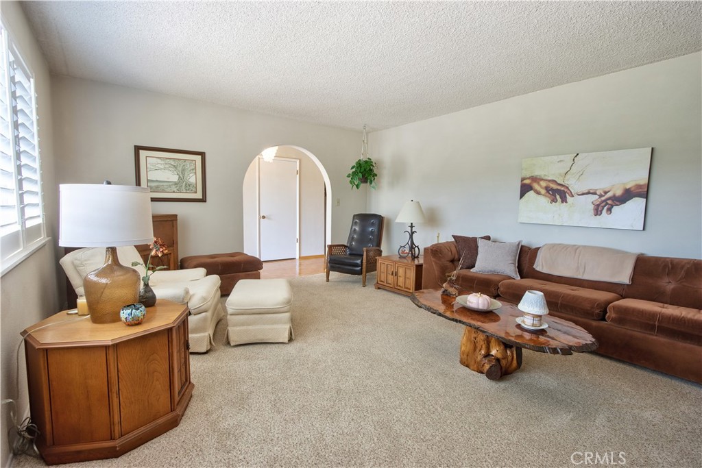 335 Zada Lane Vista, CA 92084 - Photo 13 of 44 a living room with furniture and a window