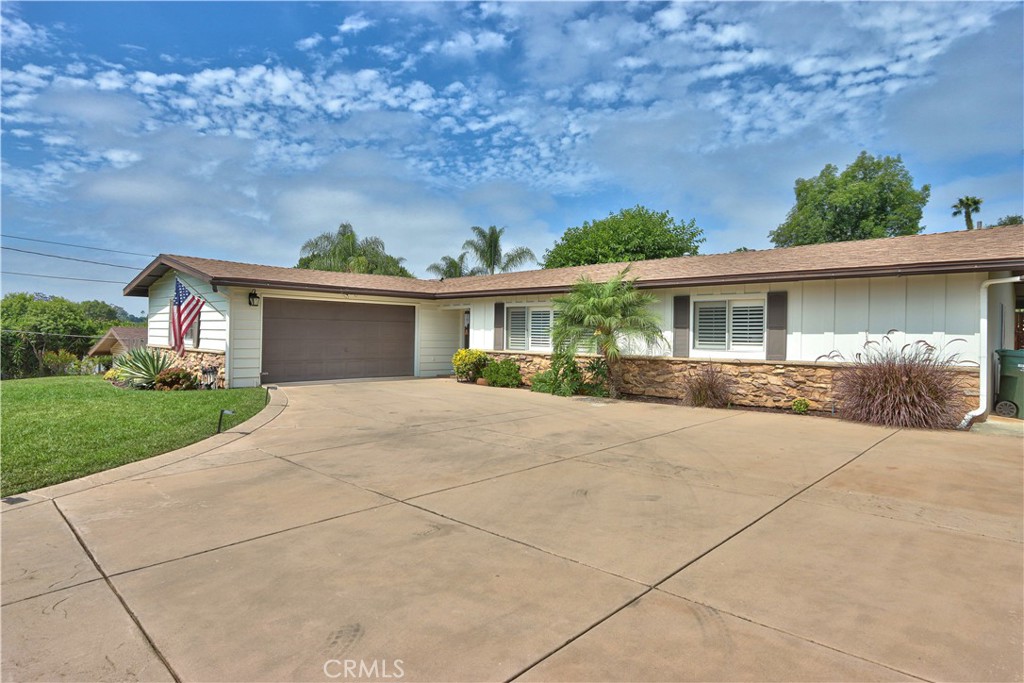 335 Zada Lane Vista, CA 92084 - Photo 38 of 44 front view of house with a yard