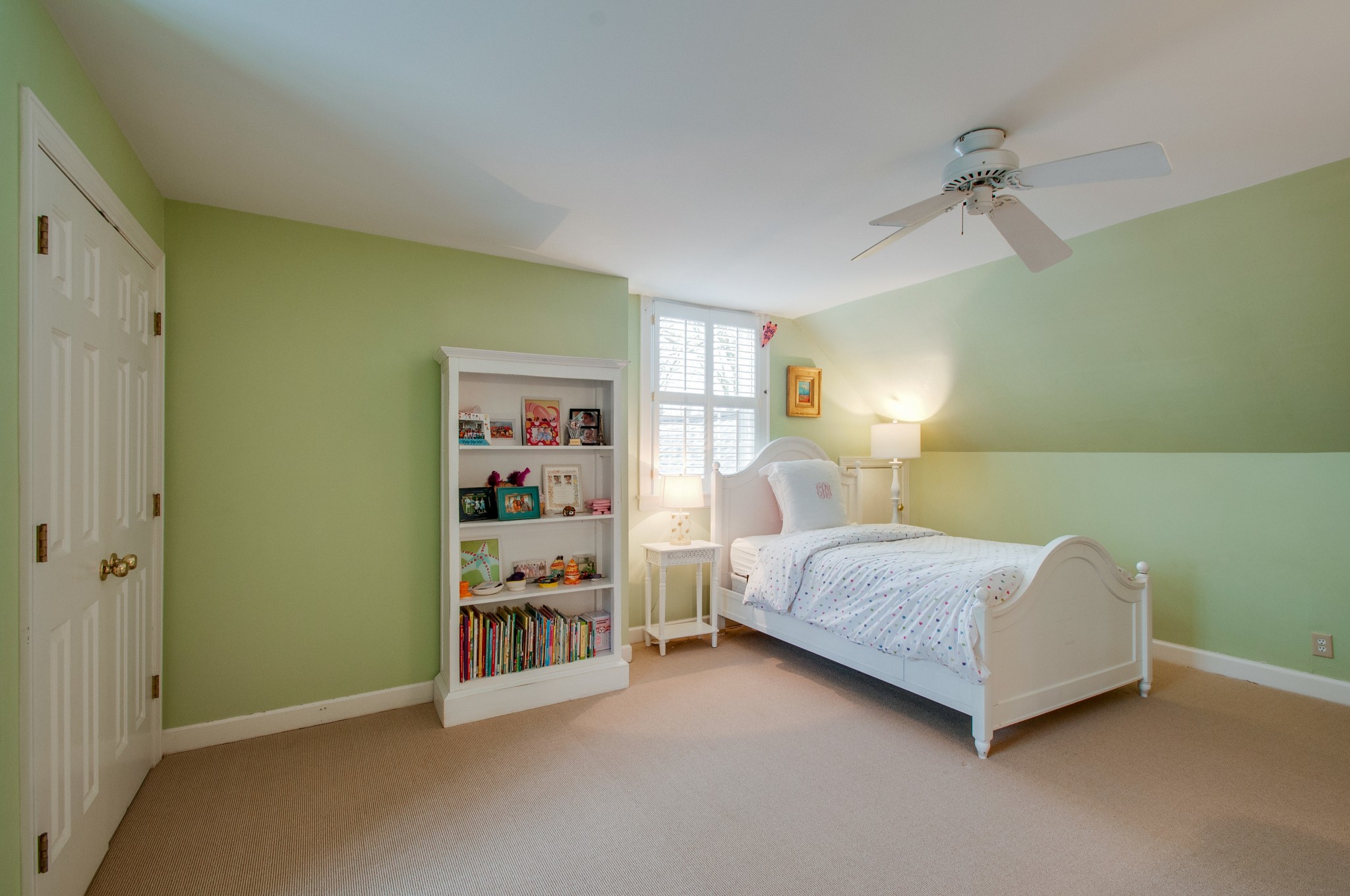144 Cheek Road Nashville, TN 37205 - Photo 10 of 15 a bedroom with a bed and a window