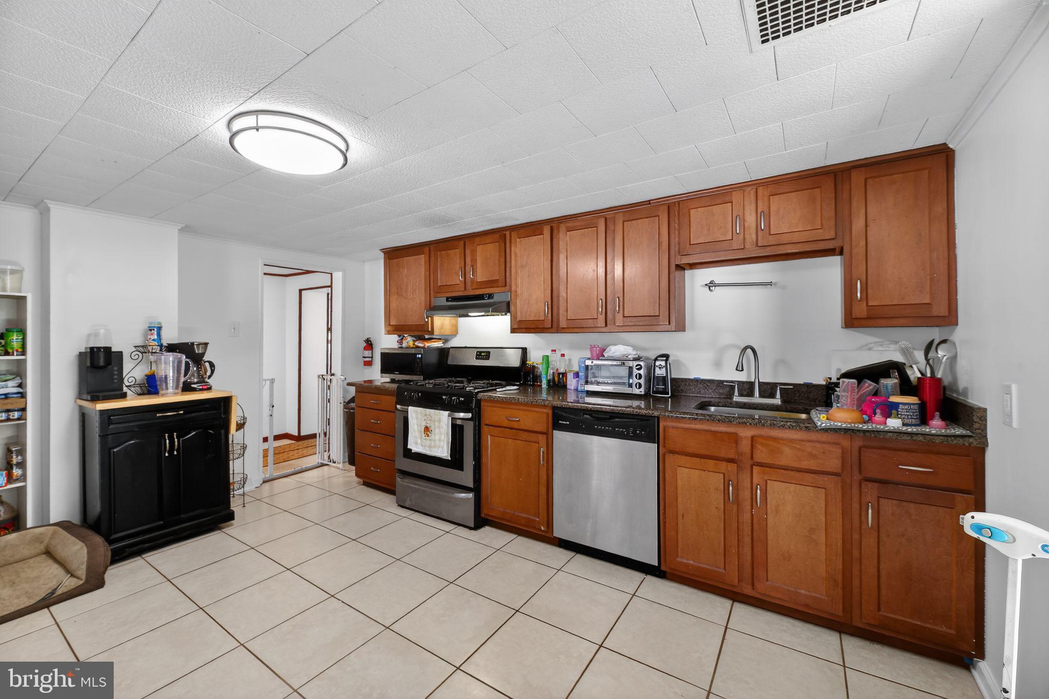 419 East Elmer Road Vineland, NJ 08360 - Photo 11 of 31