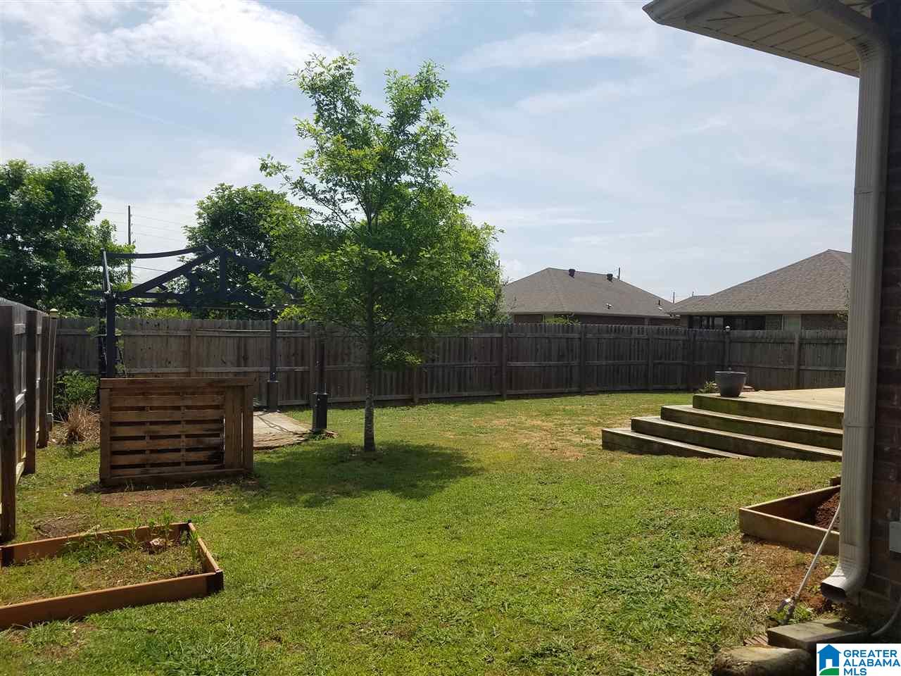 317 Vincent Street Alabaster, AL 35007 - Photo 9 of 37