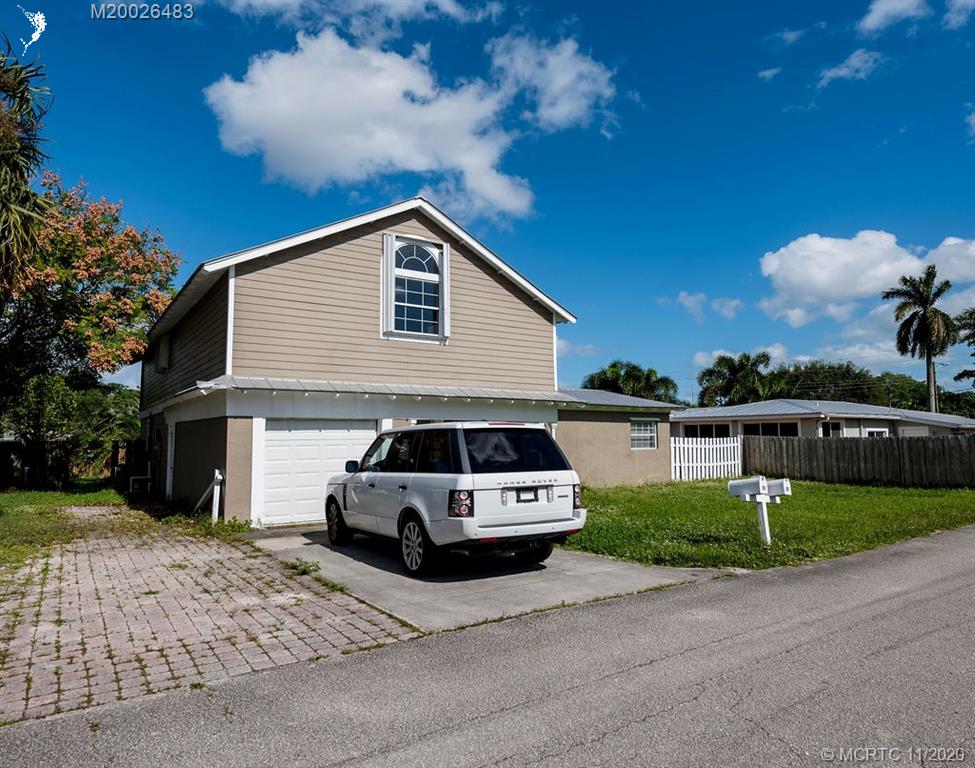 35 Southwest Cabana Point Circle Stuart, FL 34994 - Photo 50 of 54 FRONT VIEW