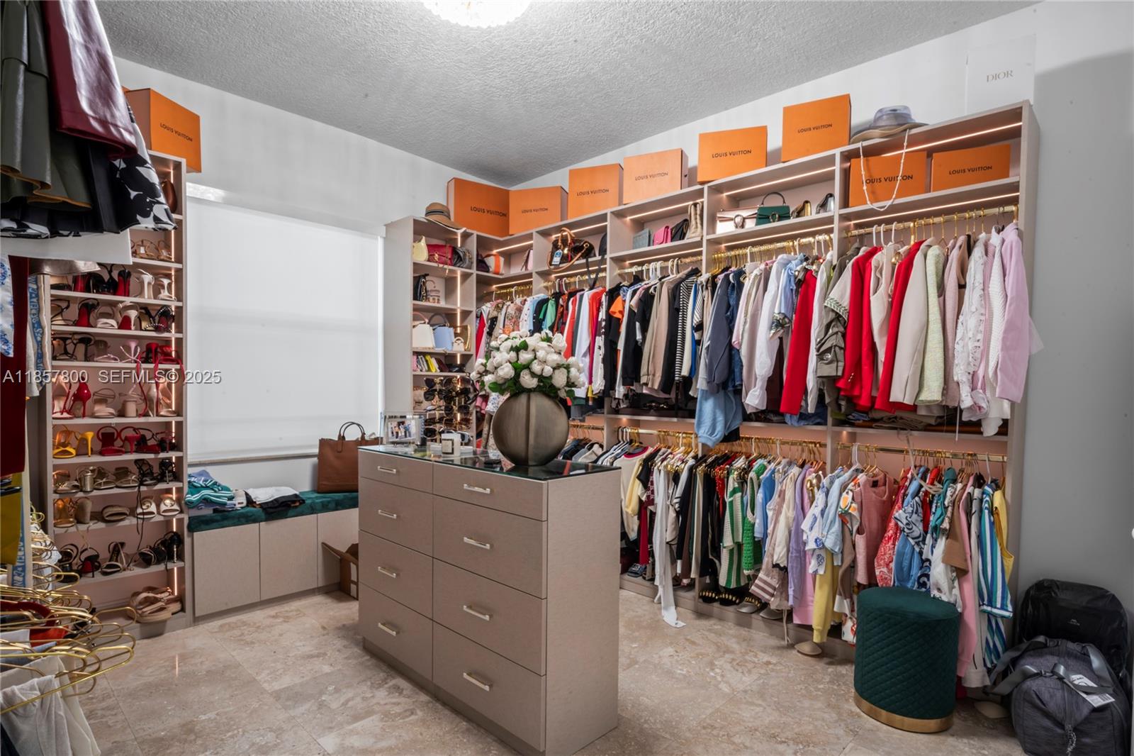 5750 Southwest 67th Avenue Miami, FL 33143 - Photo 34 of 62