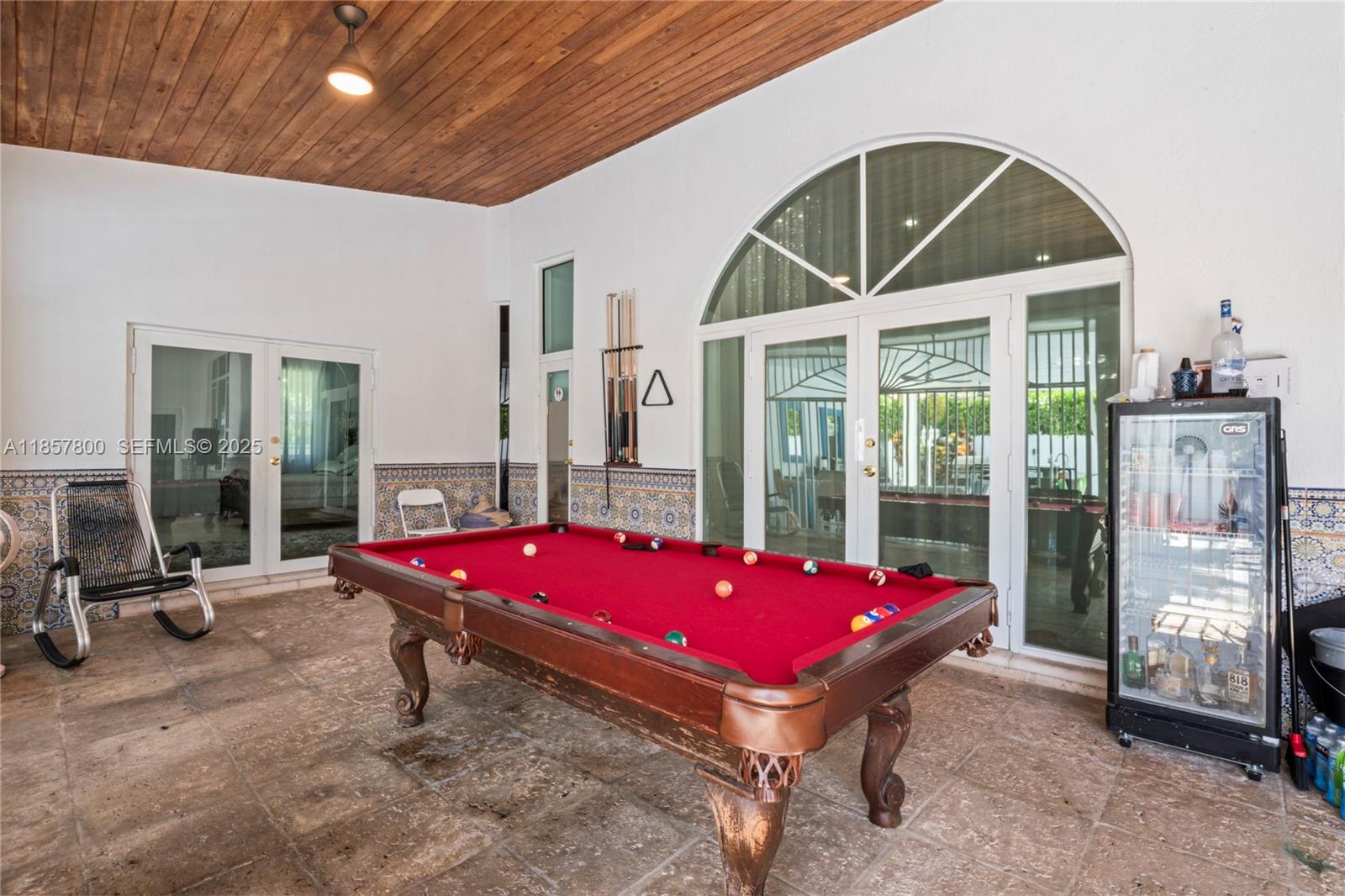 5750 Southwest 67th Avenue Miami, FL 33143 - Photo 53 of 62