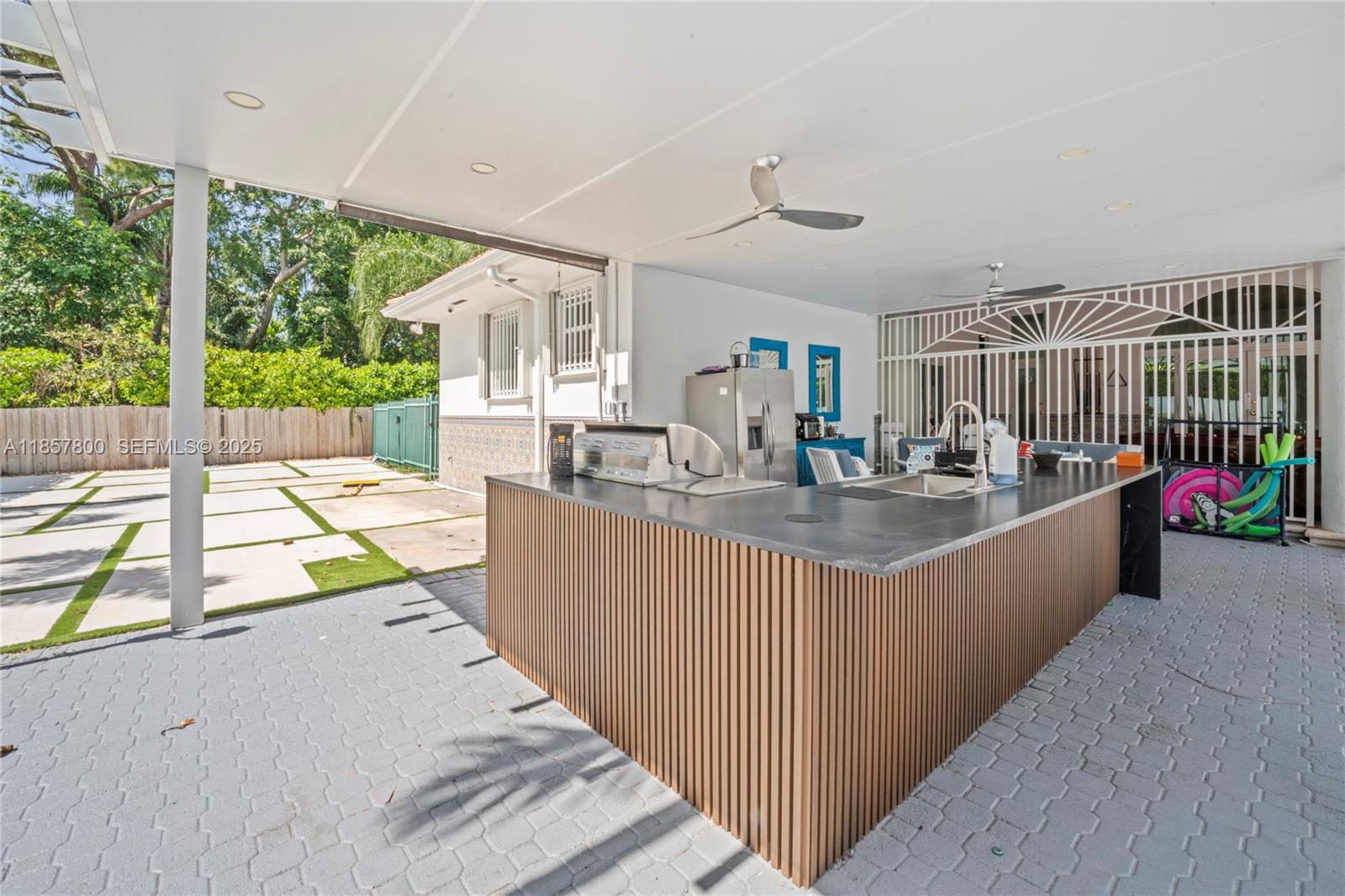 5750 Southwest 67th Avenue Miami, FL 33143 - Photo 55 of 62