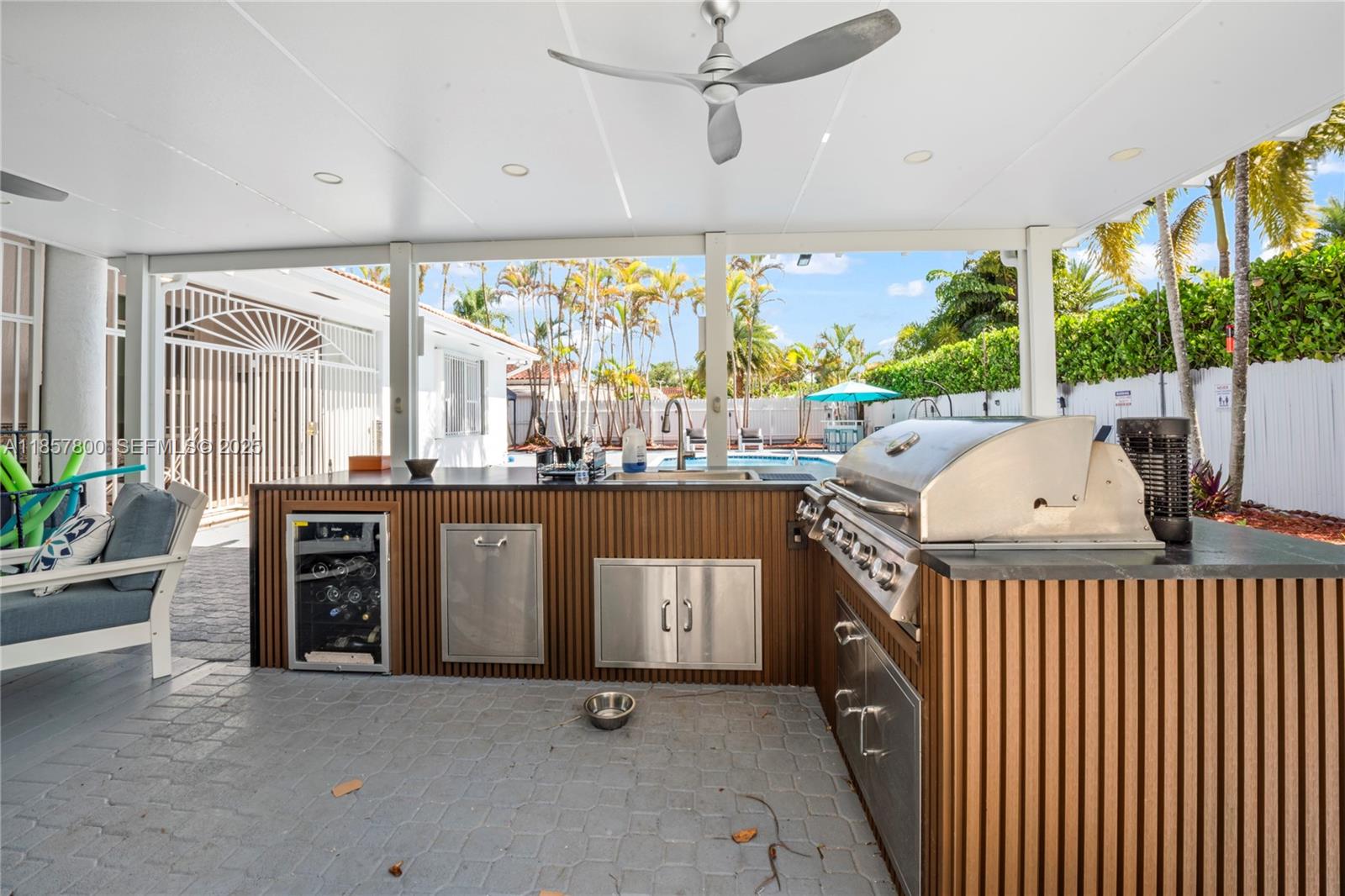 5750 Southwest 67th Avenue Miami, FL 33143 - Photo 60 of 62 a very nice looking room with a large window