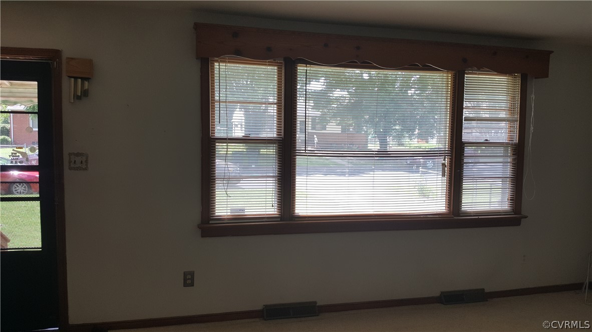 3511 Howard Road Richmond, VA 23223 - Photo 5 of 15 Gallery Image 5