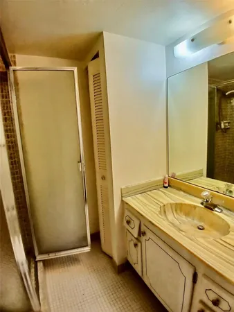 $74,900 | 5190 East Sabal Palm Boulevard, Unit 103, Tamarac, FL 33319