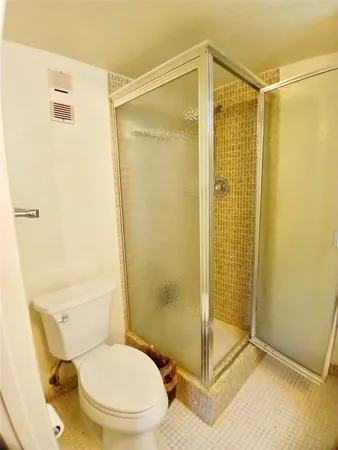 $74,900 | 5190 East Sabal Palm Boulevard, Unit 103, Tamarac, FL 33319