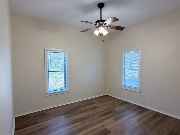 $1,300 | 1504 Watterson Road, Red Rock, TX 78662