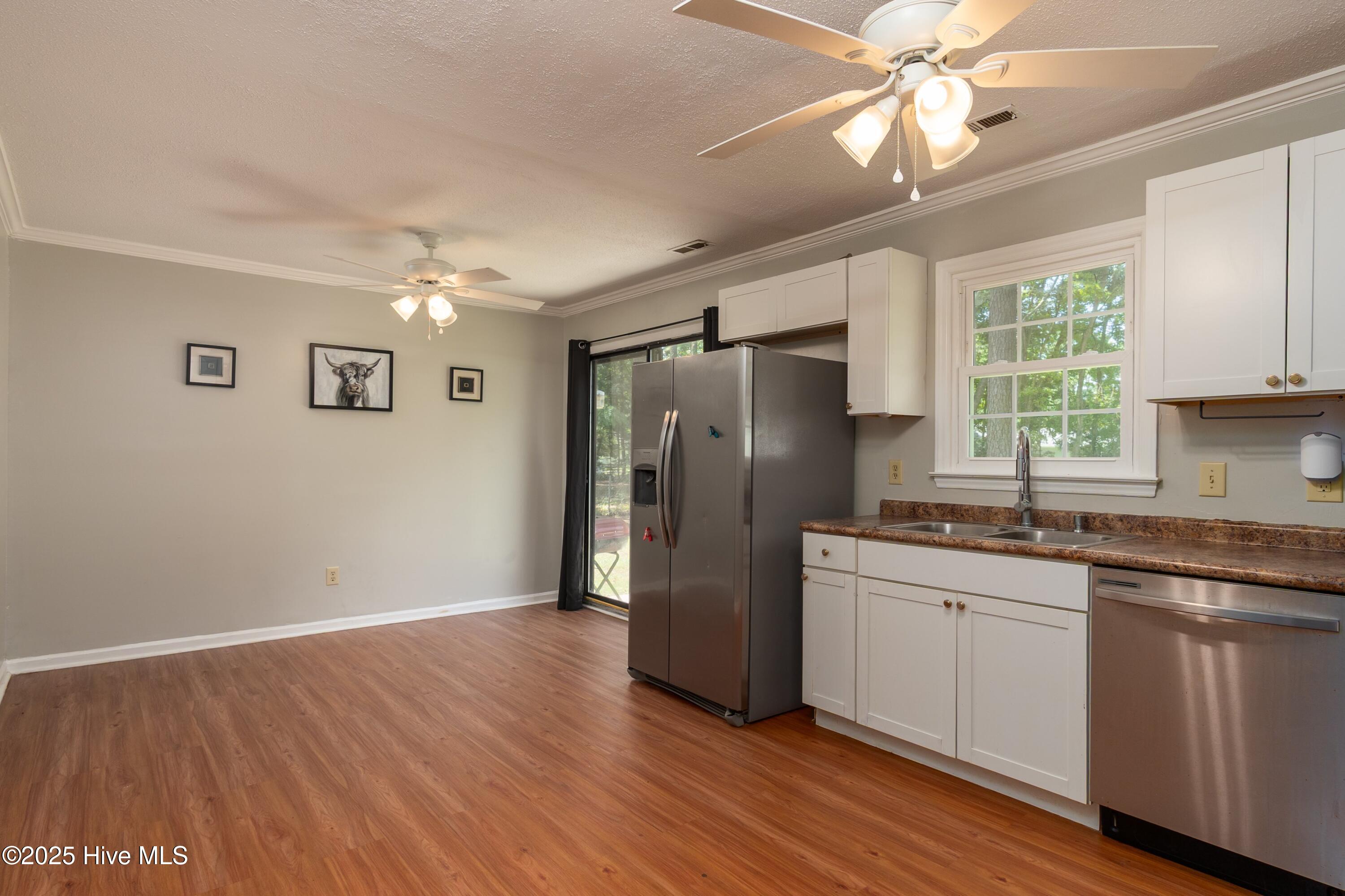 309 Luann Road Jacksonville, NC 28540 - Photo 16 of 36 016-309 Luann-16