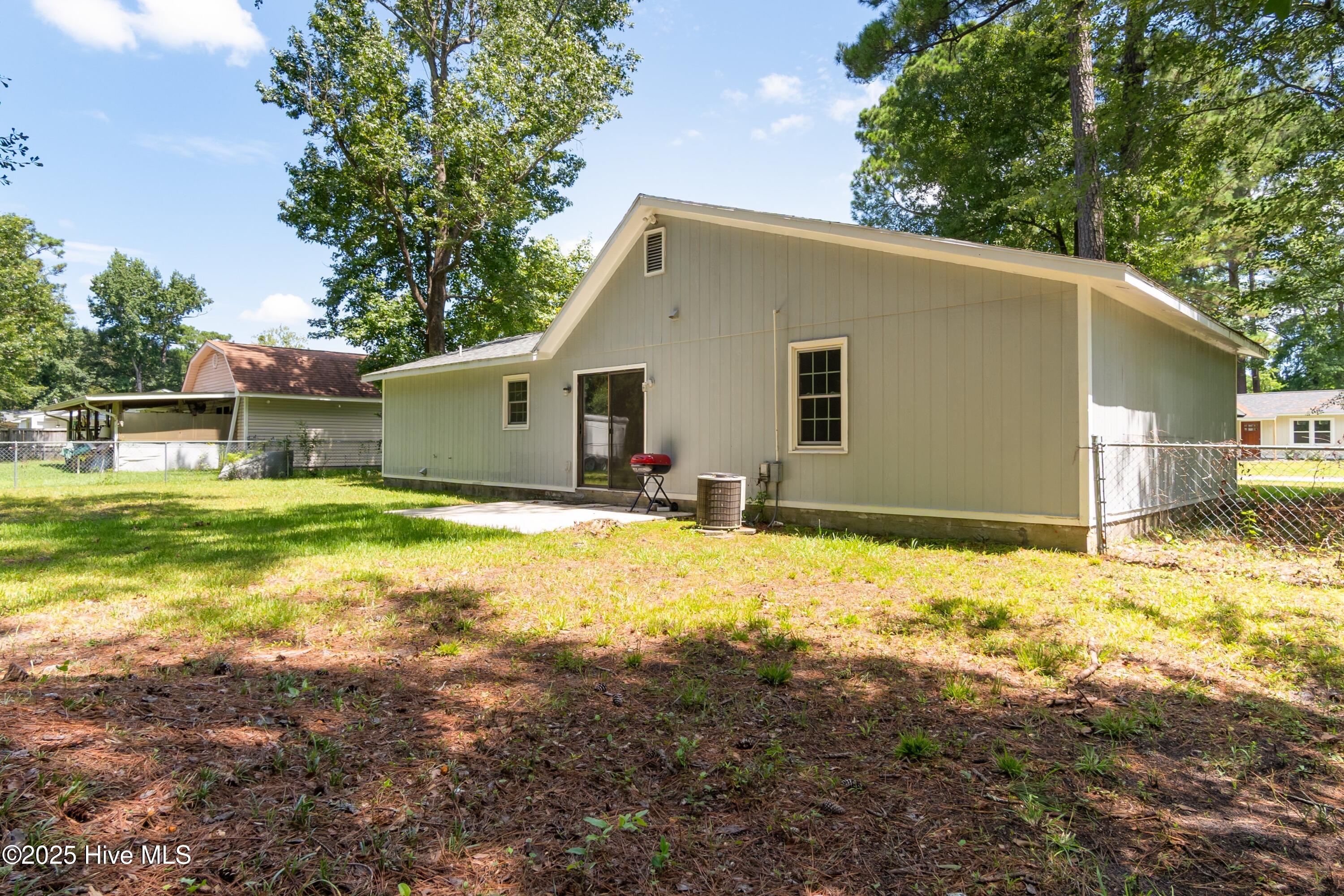 309 Luann Road Jacksonville, NC 28540 - Photo 27 of 36 027-309 Luann-27