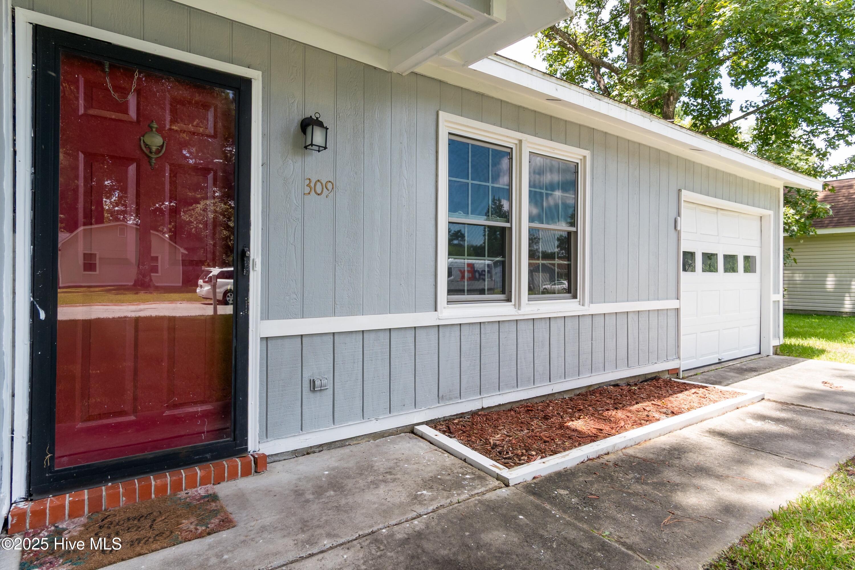 309 Luann Road Jacksonville, NC 28540 - Photo 7 of 36 007-309 Luann-7