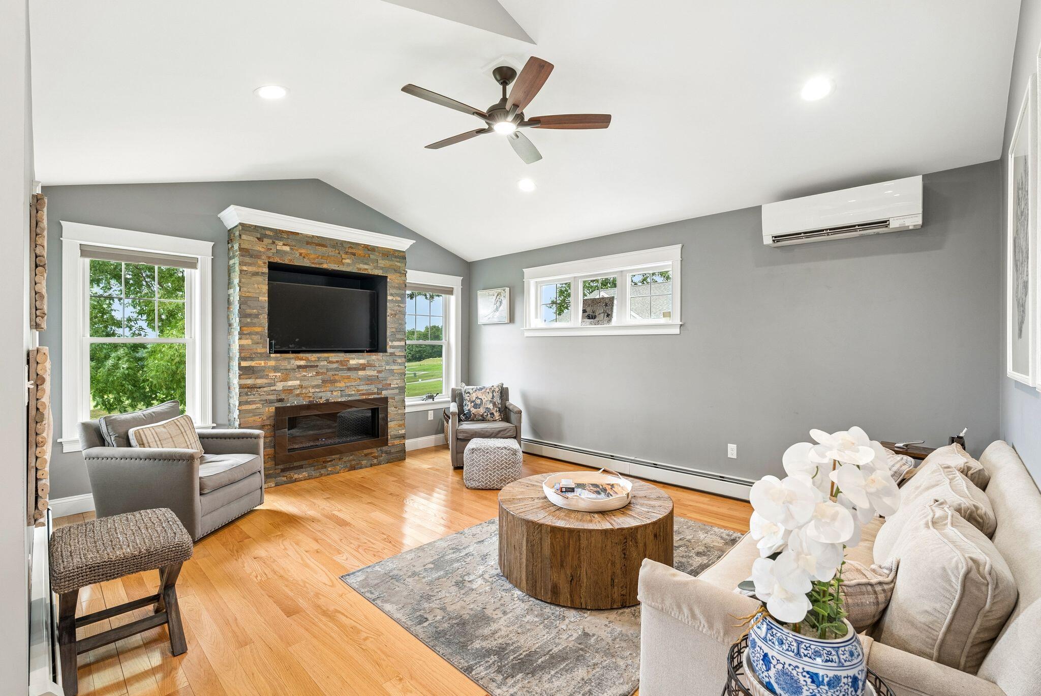 21 Callaway Drive, Unit 9 Gray, ME 04039 - Photo 5 of 46 41_DSC08718