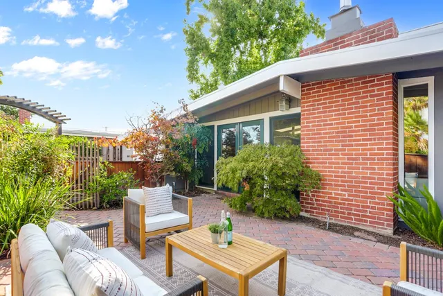 $1,838,000 | 680 Hamilton Lane, Santa Clara, CA 95051