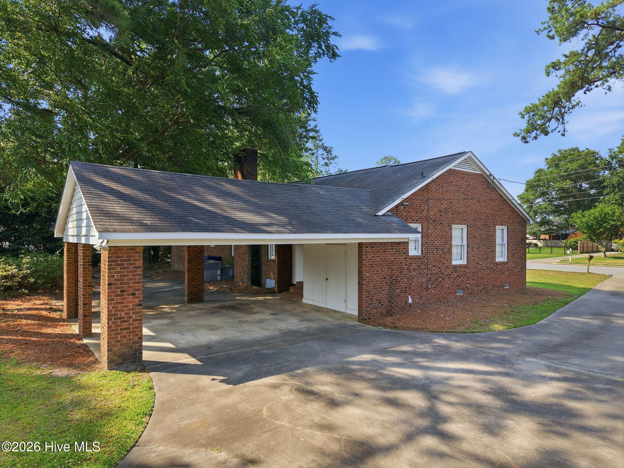1205 West Highland Avenue Kinston, NC 28501 - Photo 7 of 48