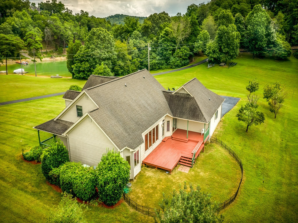 190 Turtle Pointe Bean Station, TN 37708 - Photo 2 of 36 Photo 2