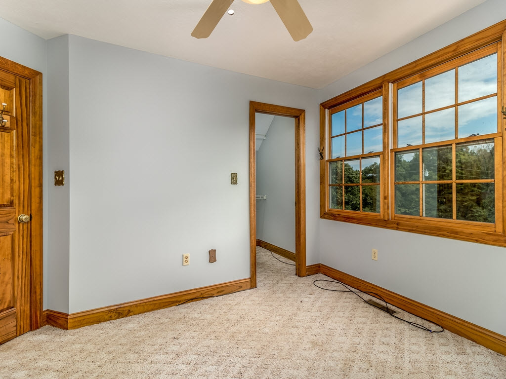 190 Turtle Pointe Bean Station, TN 37708 - Photo 22 of 36 Photo 22