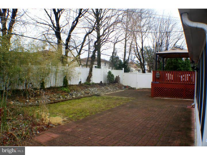 9731 Morefield Road Philadelphia, PA 19115 - Photo 14 of 25 Exterior Back