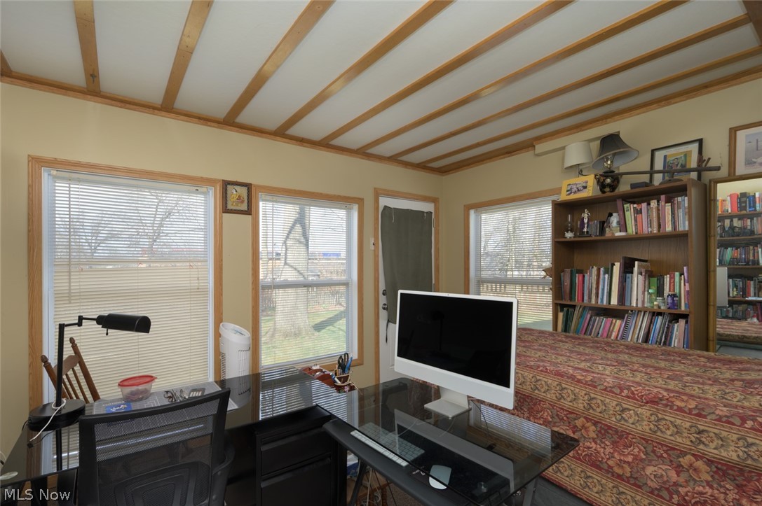 1165 Hampton Road Kent, OH 44240 - Photo 17 of 39 View of home office