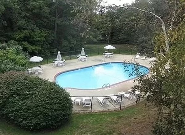 1002 Franklin Crossing Road, Unit 1002 Franklin, MA 02038 - Photo 2 of 24 Gallery Image 2