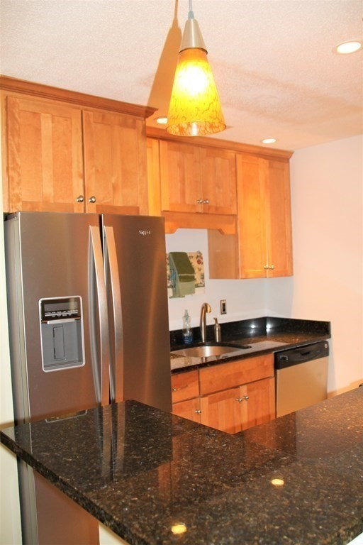 1002 Franklin Crossing Road, Unit 1002 Franklin, MA 02038 - Photo 10 of 24 Gallery Image 10