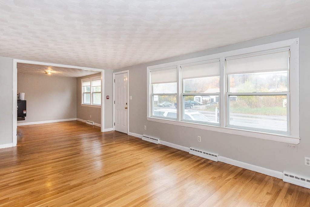 87 Lafayette Road Salisbury, MA 01952 - Photo 3 of 9