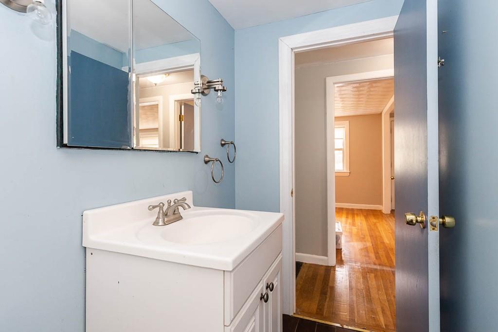 87 Lafayette Road Salisbury, MA 01952 - Photo 5 of 9