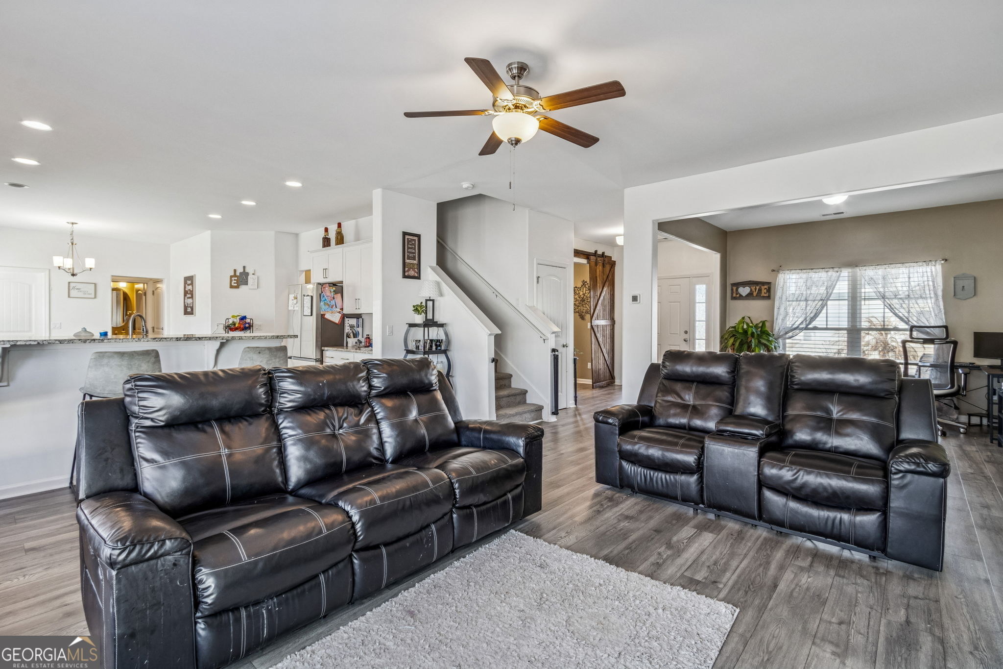 103 Olson Way Kingsland, GA 31548 - Photo 16 of 54 a living room with furniture