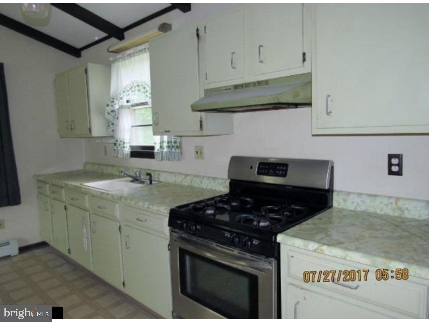 422 Beech Road Millville, NJ 08332 - Photo 8 of 24 Gallery Image 8