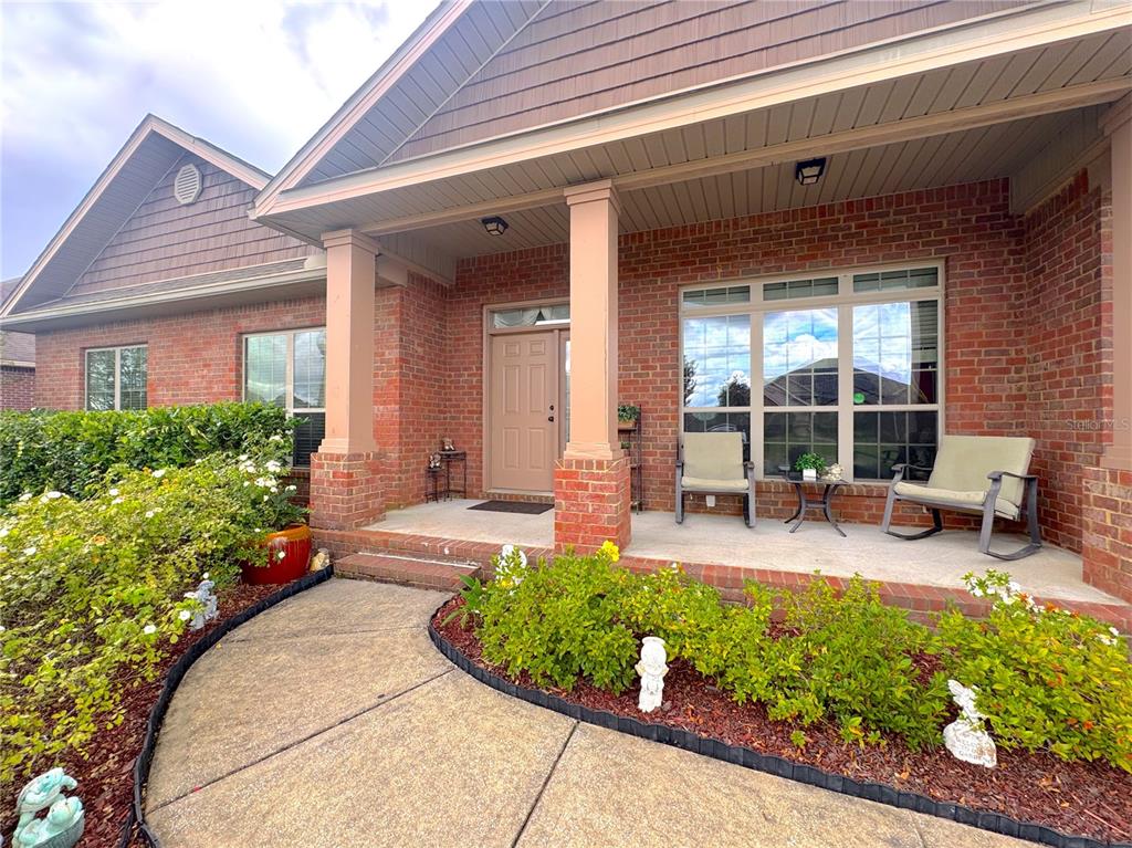 223 Paradise Palm Circle Crestview, FL 32536 - Photo 2 of 30