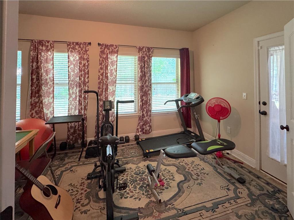 223 Paradise Palm Circle Crestview, FL 32536 - Photo 7 of 30