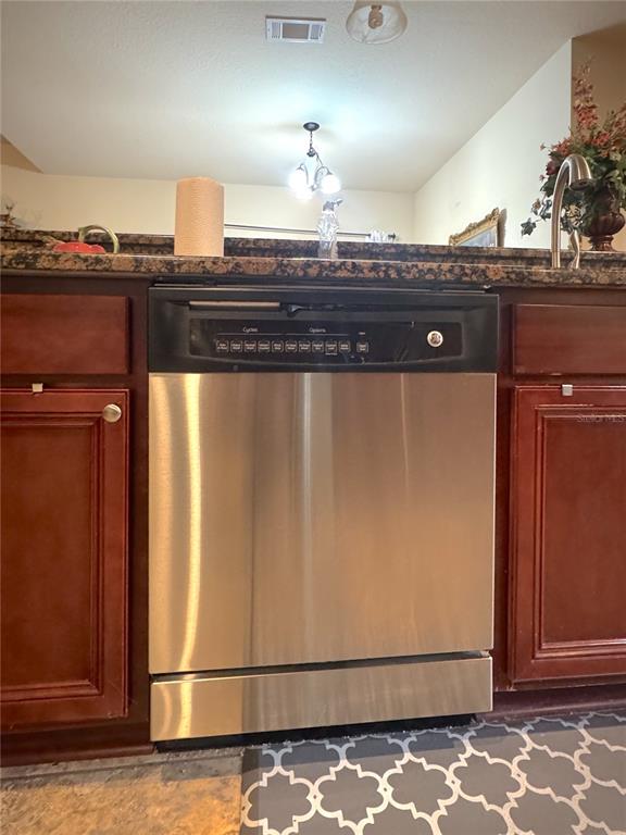 223 Paradise Palm Circle Crestview, FL 32536 - Photo 10 of 30