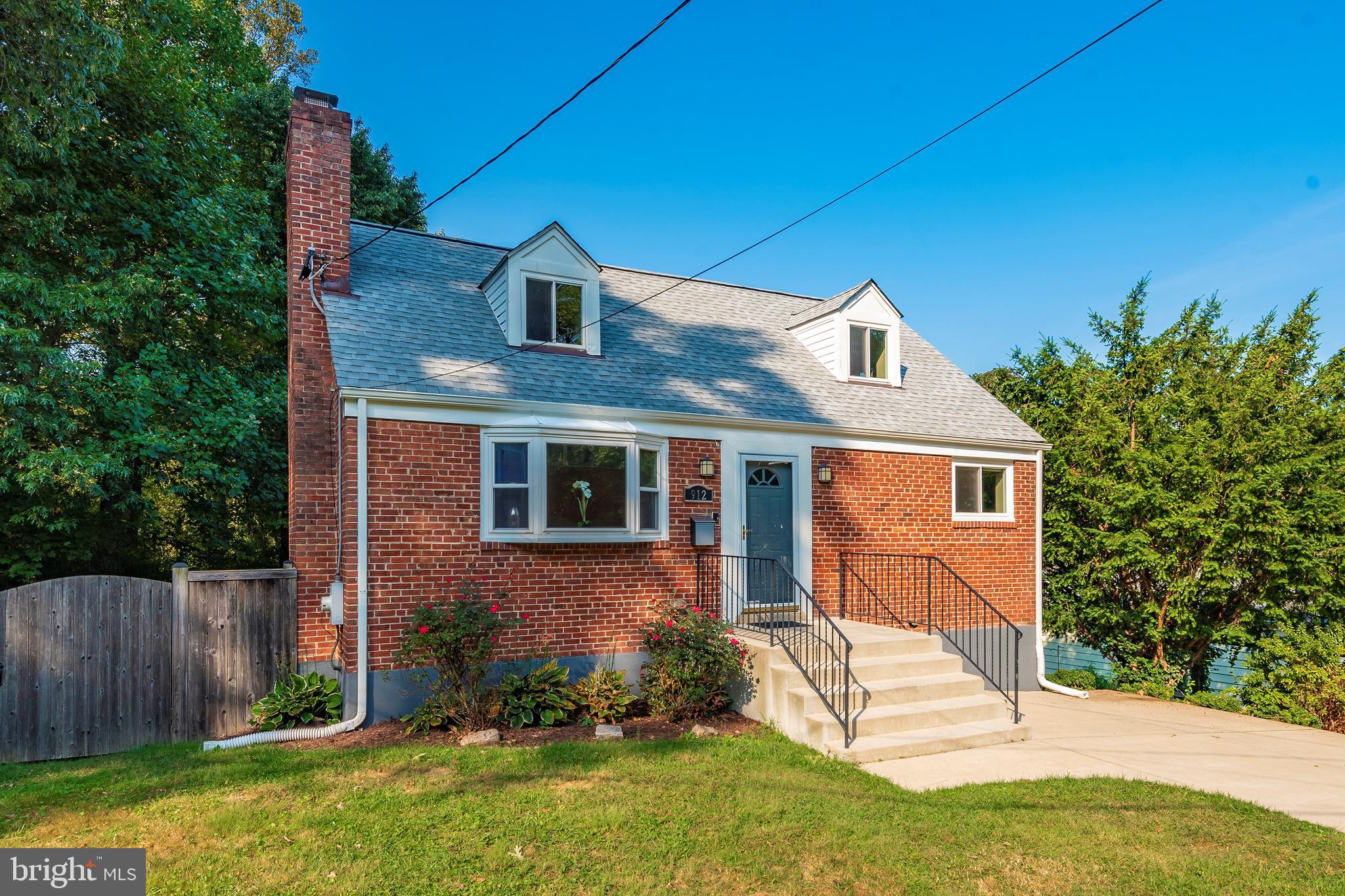 912 Dryden Court Silver Spring, MD 20901 - Photo 2 of 36 Exterior Front