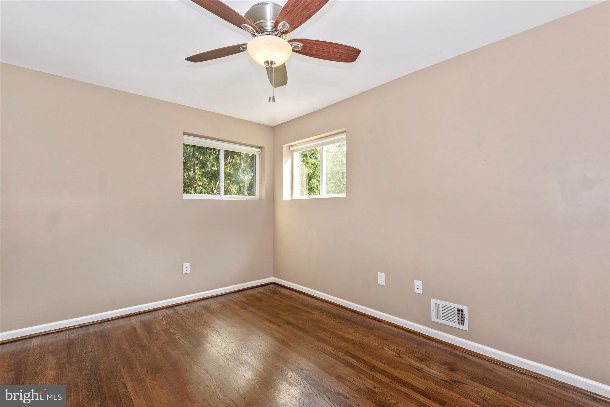912 Dryden Court Silver Spring, MD 20901 - Photo 24 of 36 Bedroom #2
