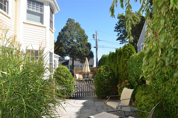 5 Longfellow Road Marblehead, MA 01945 - Photo 8 of 27 Gallery Image 8