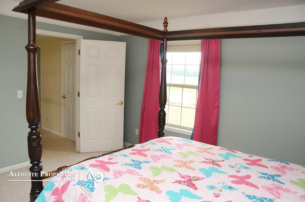 3142 South Morrish Road Swartz Creek, MI 48473 - Photo 21 of 49 31390126-21.JPG