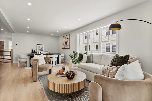 $1,099,900 | 122 Woodruff Avenue, Unit 122, Medford, MA 02155