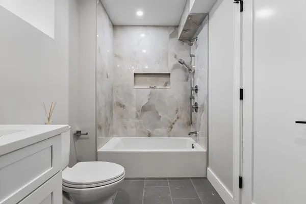 $1,099,900 | 122 Woodruff Avenue, Unit 122, Medford, MA 02155