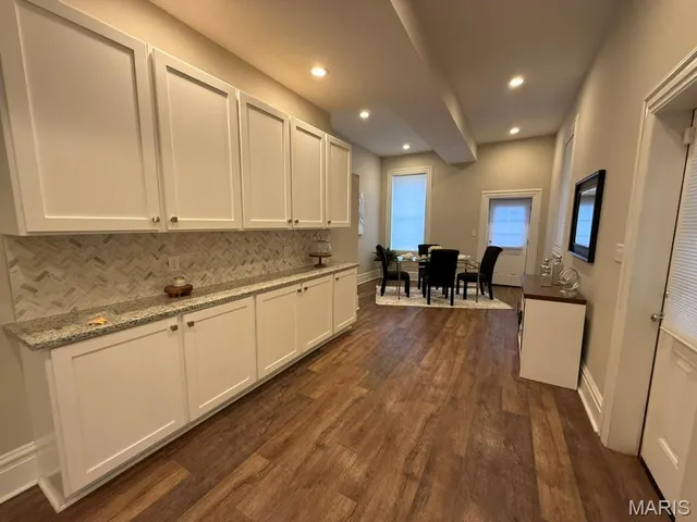 $409,900 | 2010 Oregon Avenue, St. Louis, MO 63104